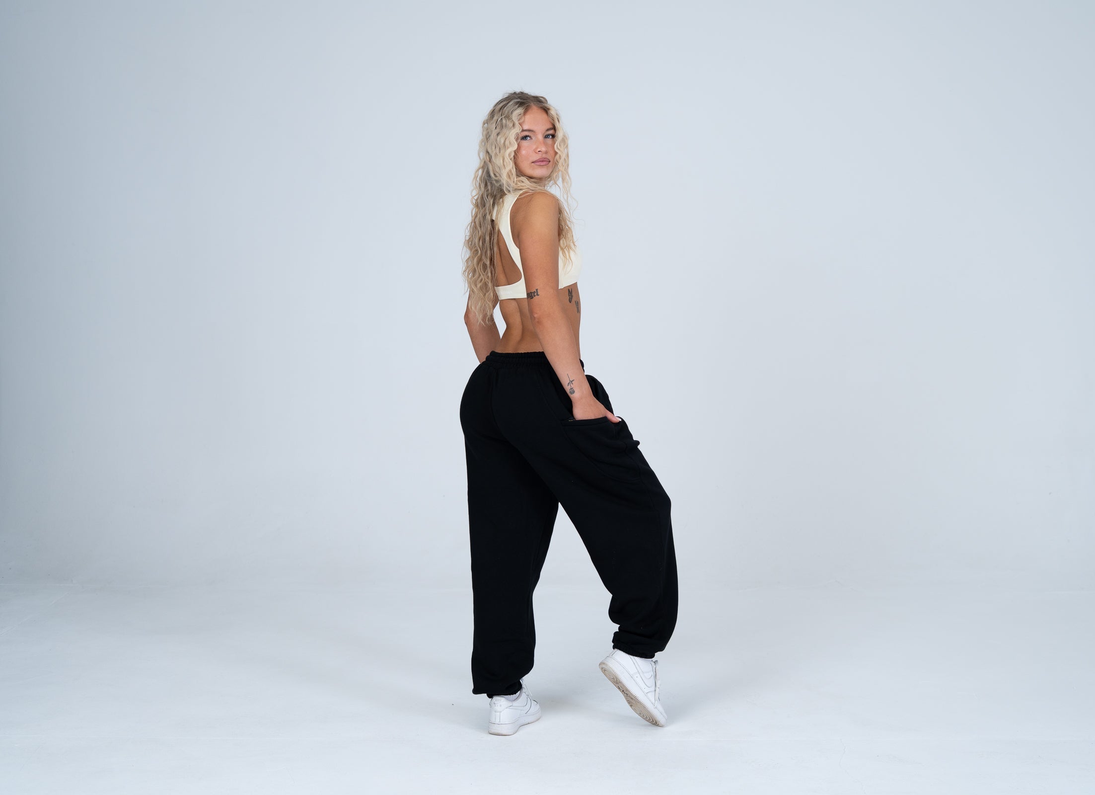Sweatpants - Loose Cuffs