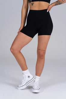 Freedom Invisible Scrunch Shorts