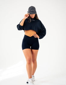 Crossover Seamless Scrunch Shorts