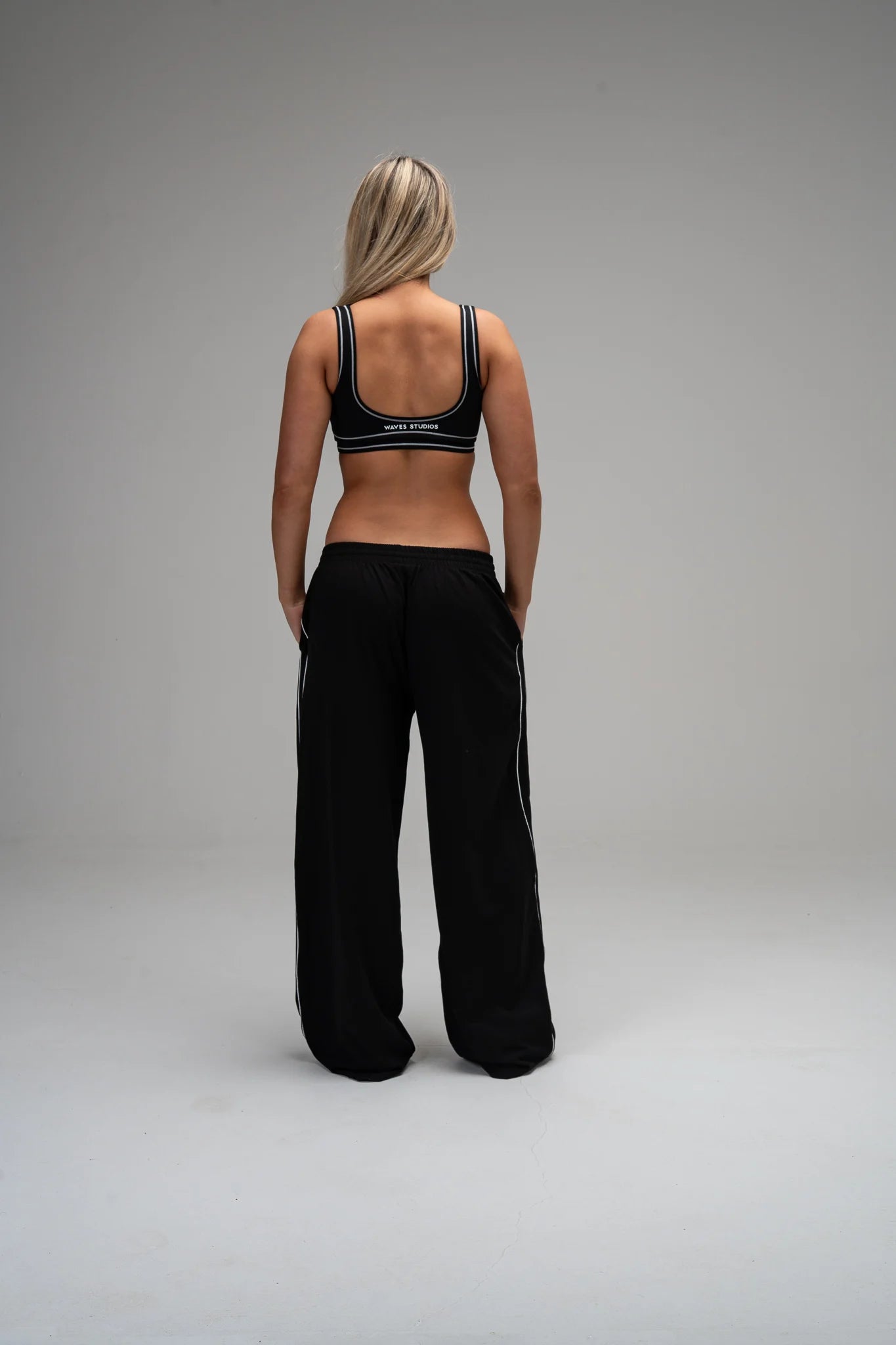 Studio Wide Leg Piped Sweatpant