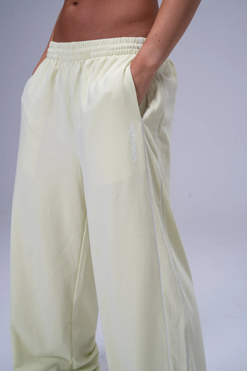 Studio Wide Leg Piped Sweatpant