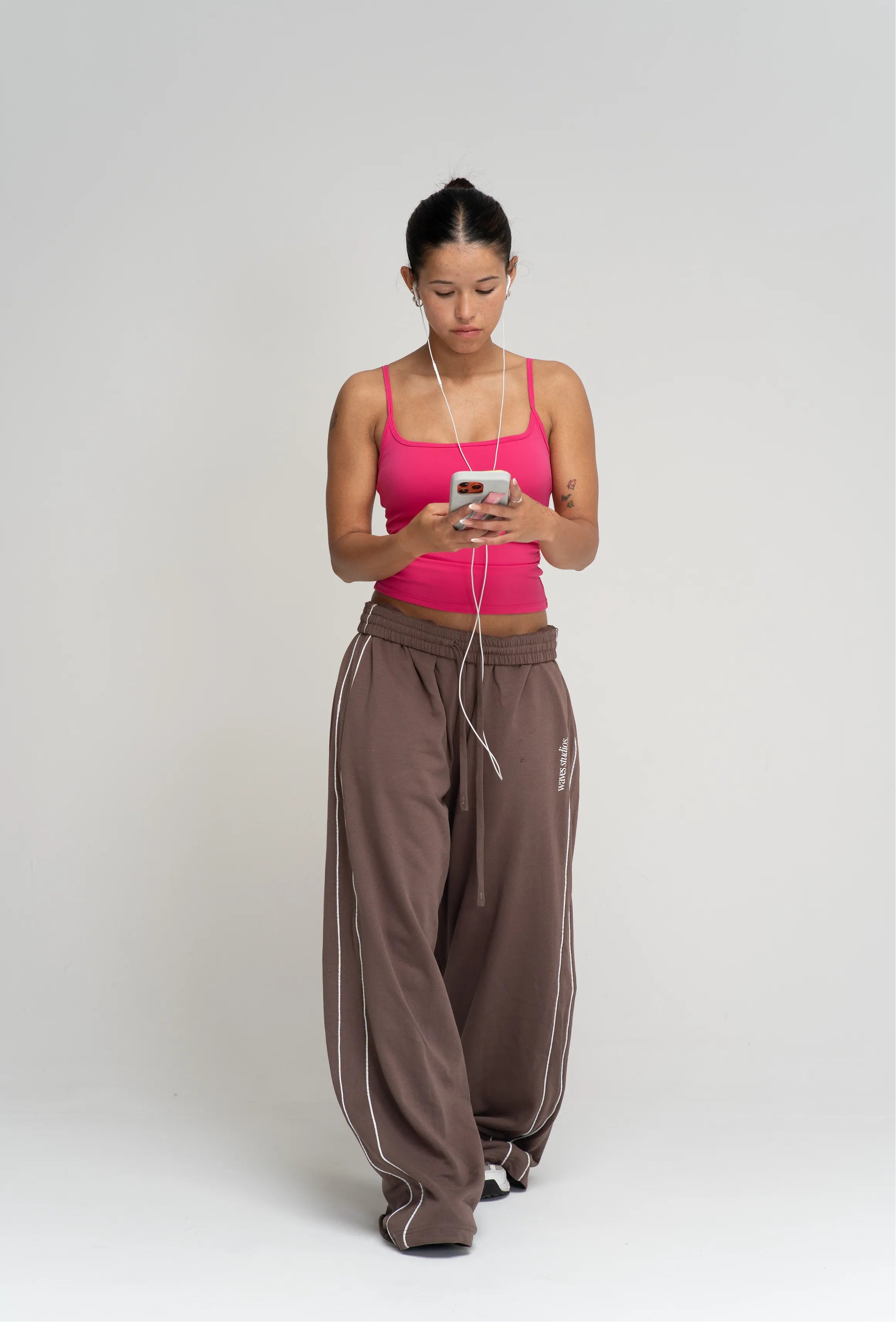 Studio Wide Leg Piped Sweatpant