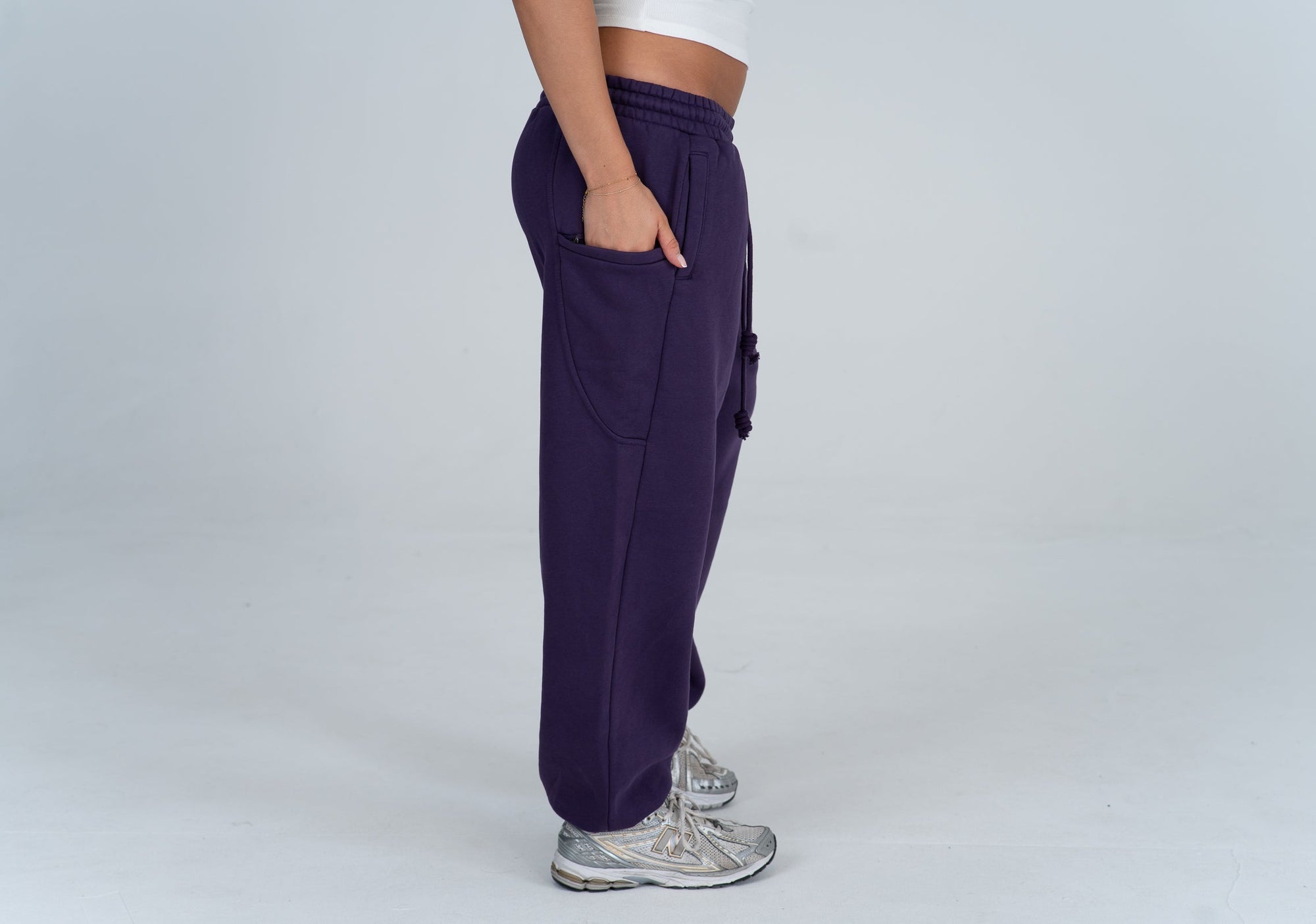 Sweatpants - Loose Cuffs