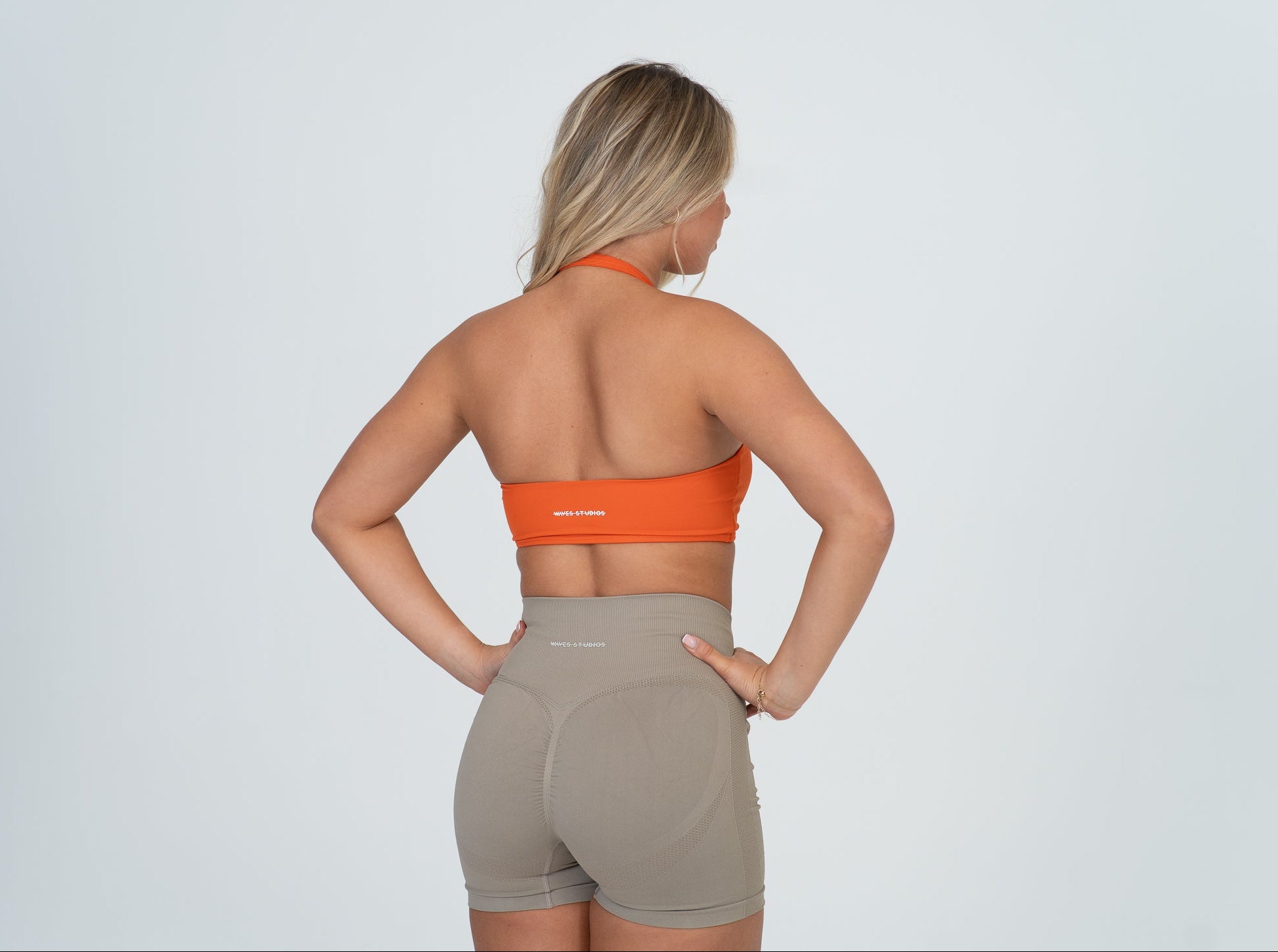 Halter V-neck Sports Bra